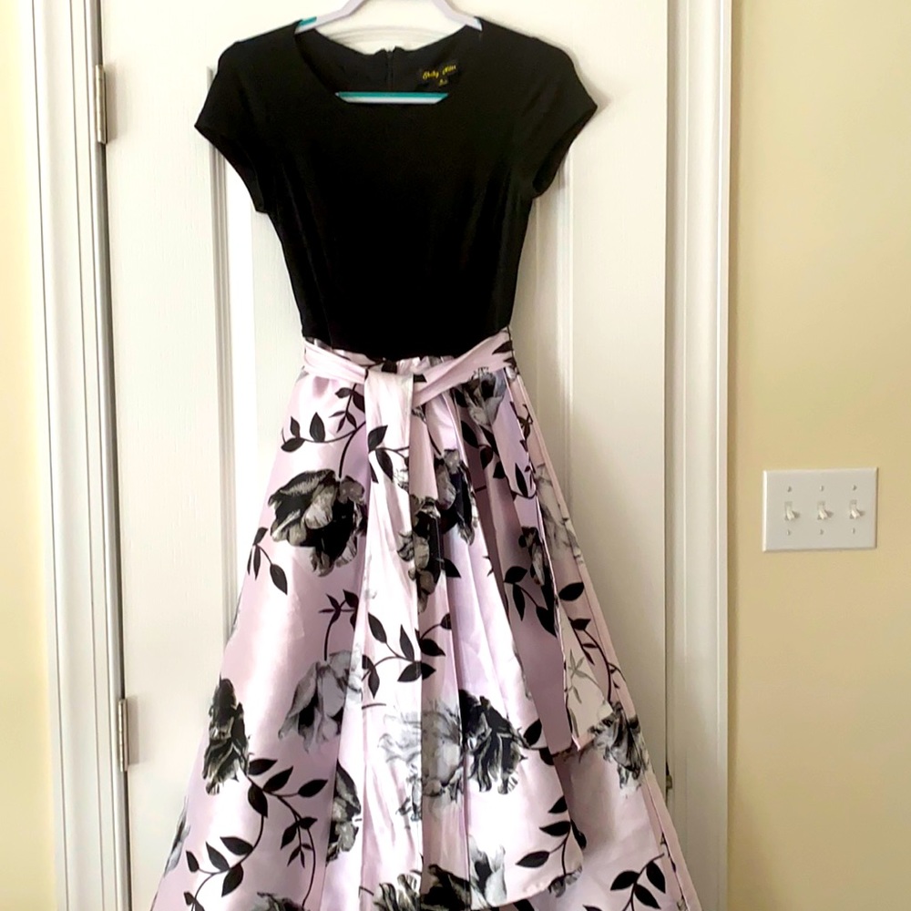 Size 6 Shelby Nites high low dress